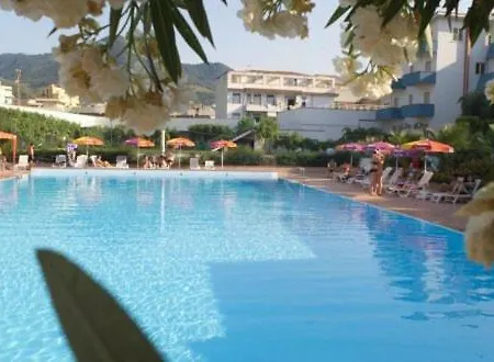Costa Azzurra Hotel 3*